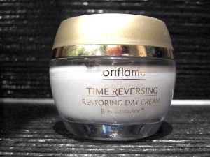 Regenerujący krem na dzień Time Reversing Oriflame