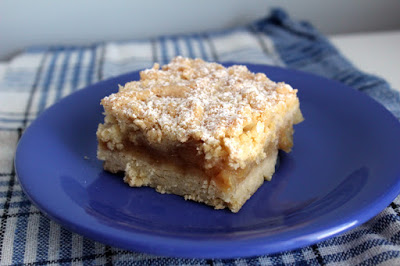 Tradycyjna krucha szarlotka