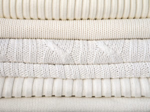 Biały w szafie – nie znaczy tandetny