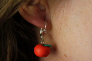 DIY: biżuteria z modeliny – zrób to!