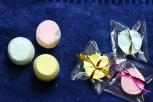 DIY: pachnące babeczki kąpielowe