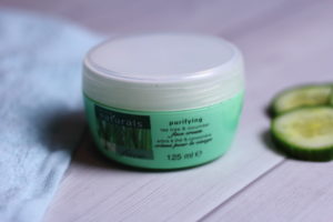 Oczyszczający krem do twarzy Avon Naturals