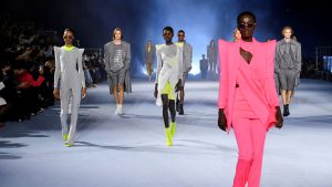 Moda to sztuka, która wciąga bez reszty