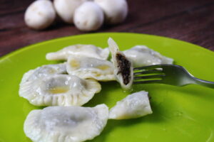 Pierogi z pieczarkami