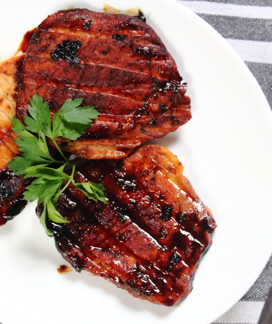 Kotlety wieprzowe z czosnkiem i miodem