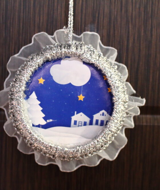 DIY: świąteczna ozdoba z recyklingu