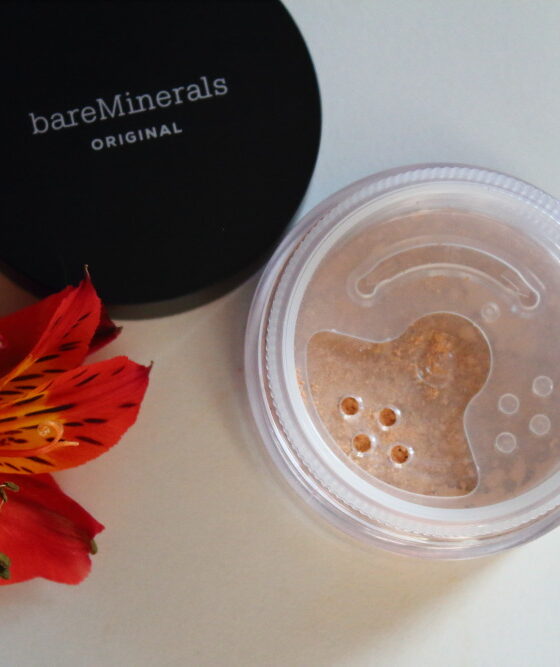 BareMinerals – podkład, którego nie widać