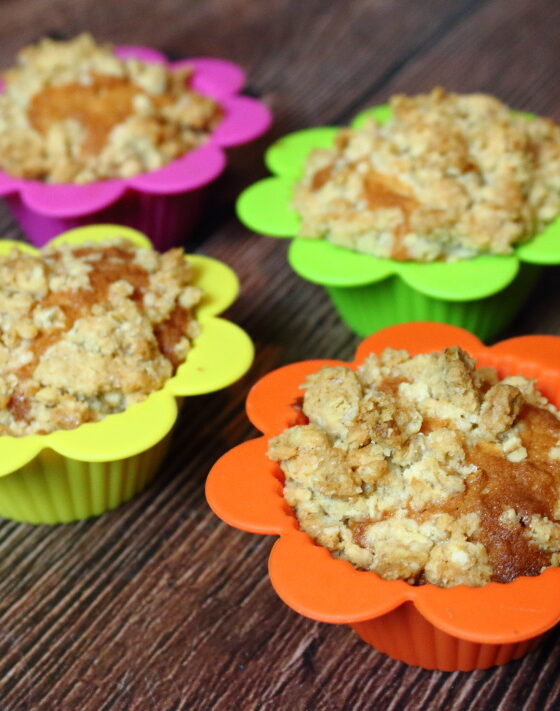 Klonowe babeczki z owsianą kruszonką